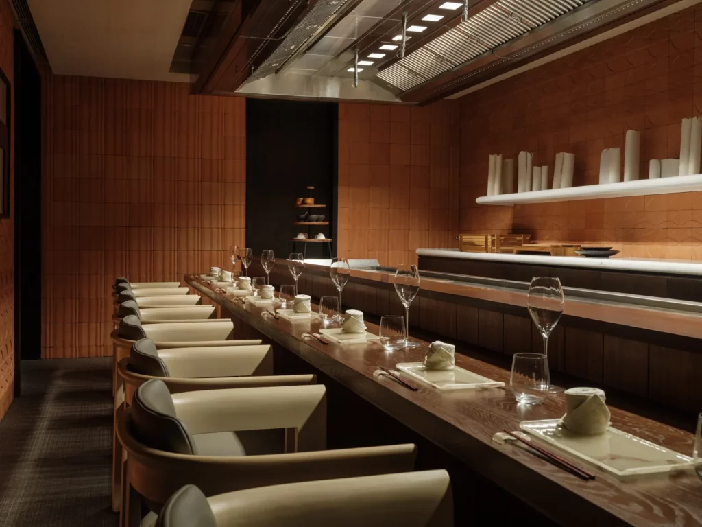 Table du chef Hibana by Koki au Capella Hanoi