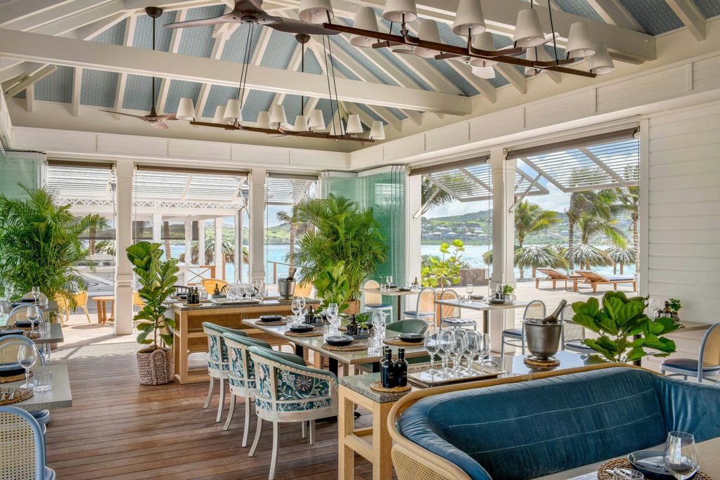 La Table du Guanahani face à la mer à Saint-Barth